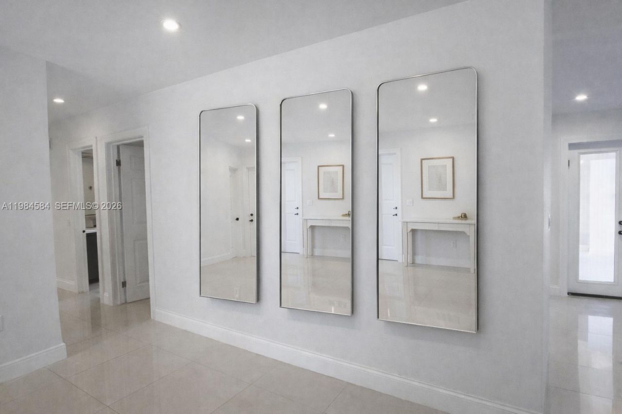 10 NW 100th St , Miami Shores, FL 33150 Photo