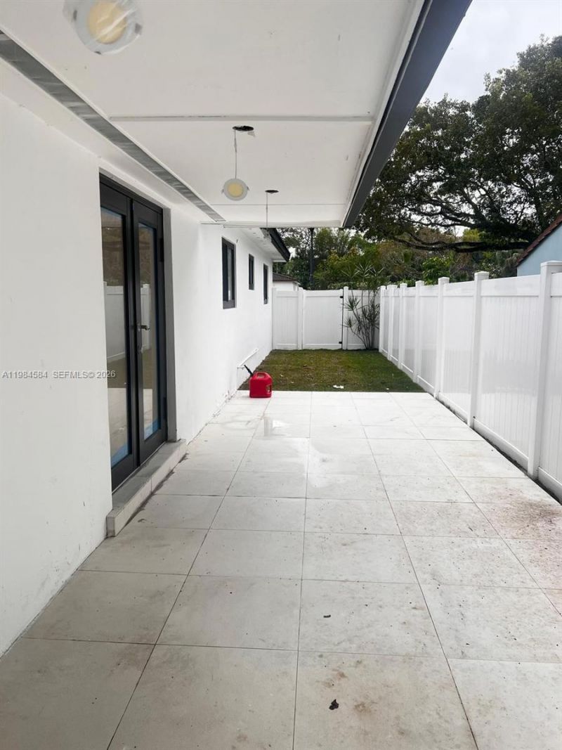10 NW 100th St , Miami Shores, FL 33150 Photo