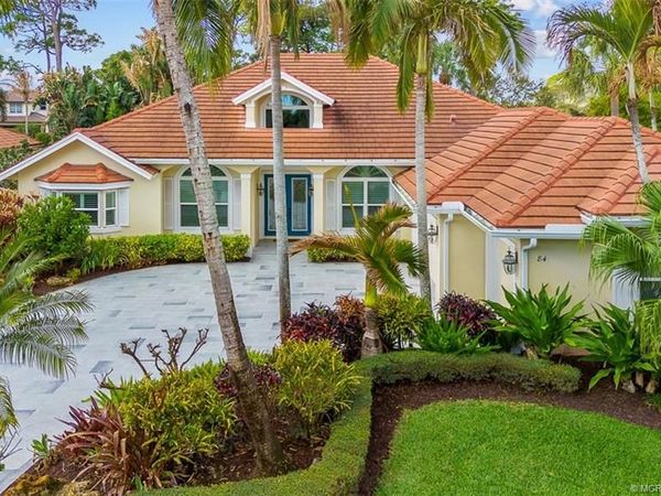 84 SW Hatteras Court, Palm City, FL 34990