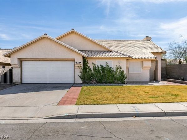 420 Sebastian Avenue , Henderson, NV 89002