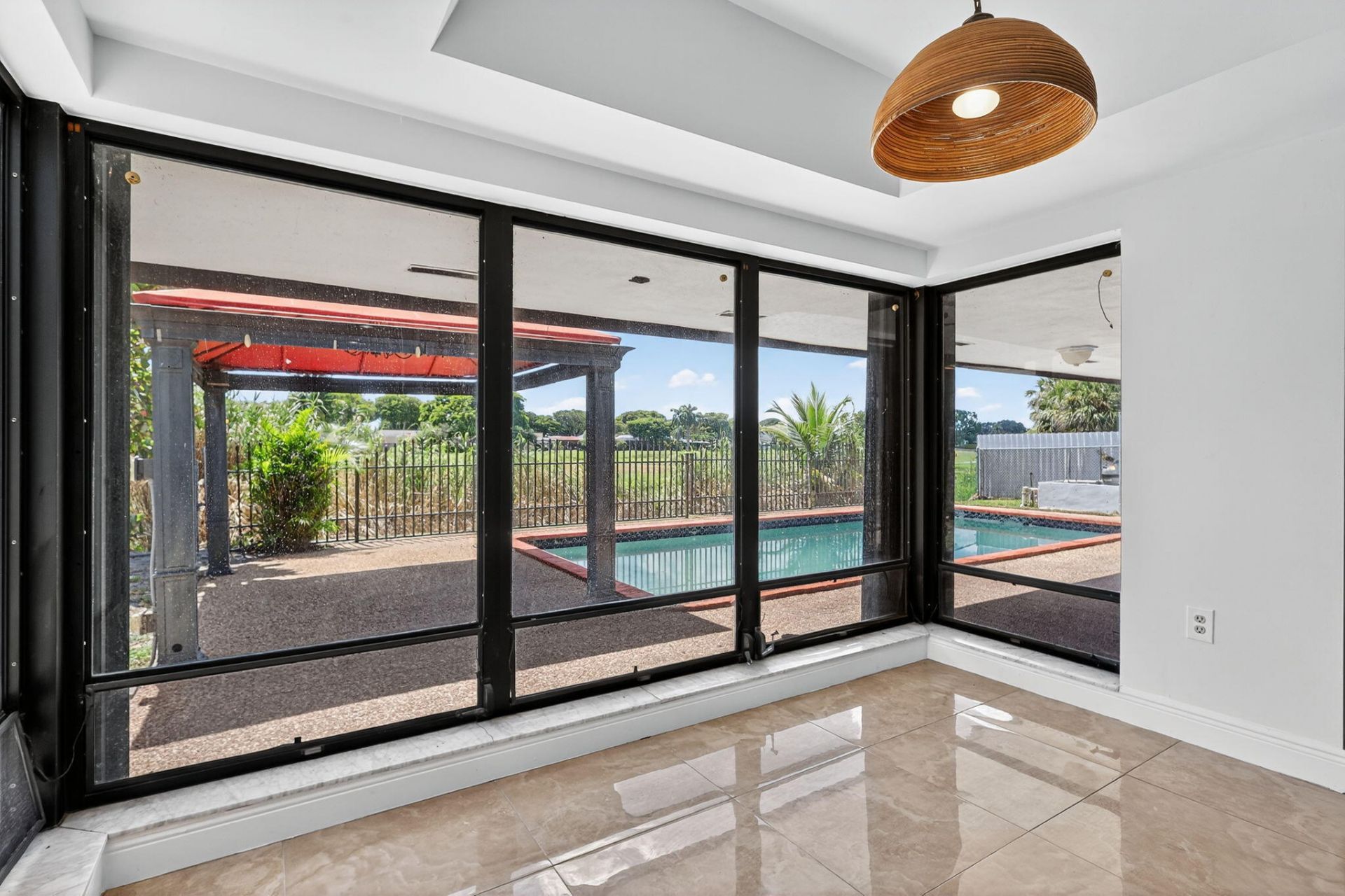 19811 W Oakmont Drive, Hialeah, FL 33015 Photo