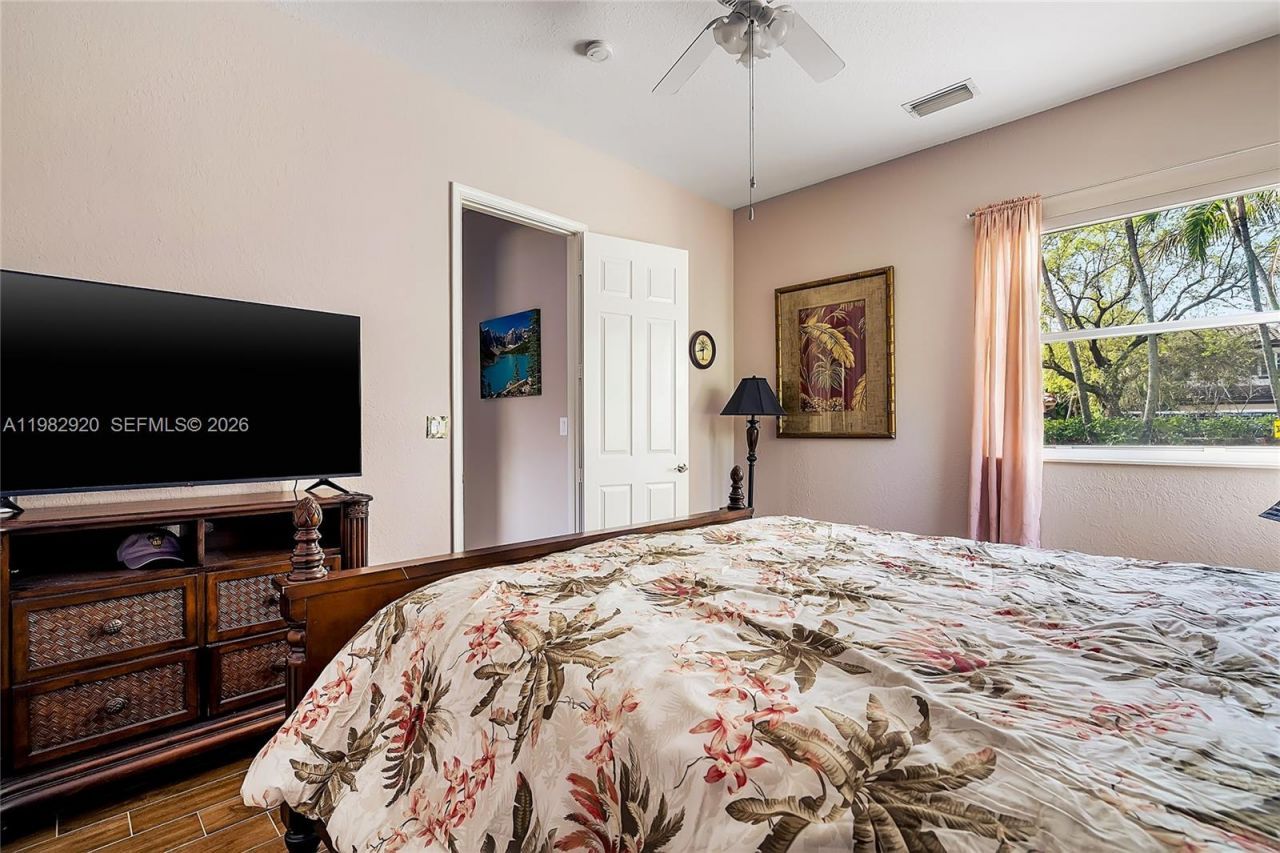 838 NW 123rd Dr, Coral Springs, FL 33071 Photo