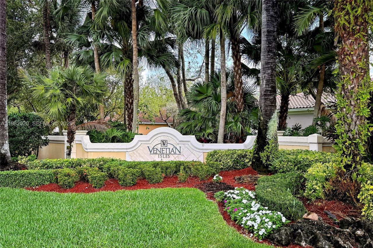 838 NW 123rd Dr, Coral Springs, FL 33071 Photo