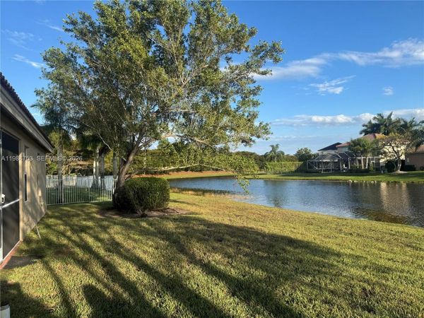 1918 Andromeda Ln , Unit 1918, Weston, FL 33327