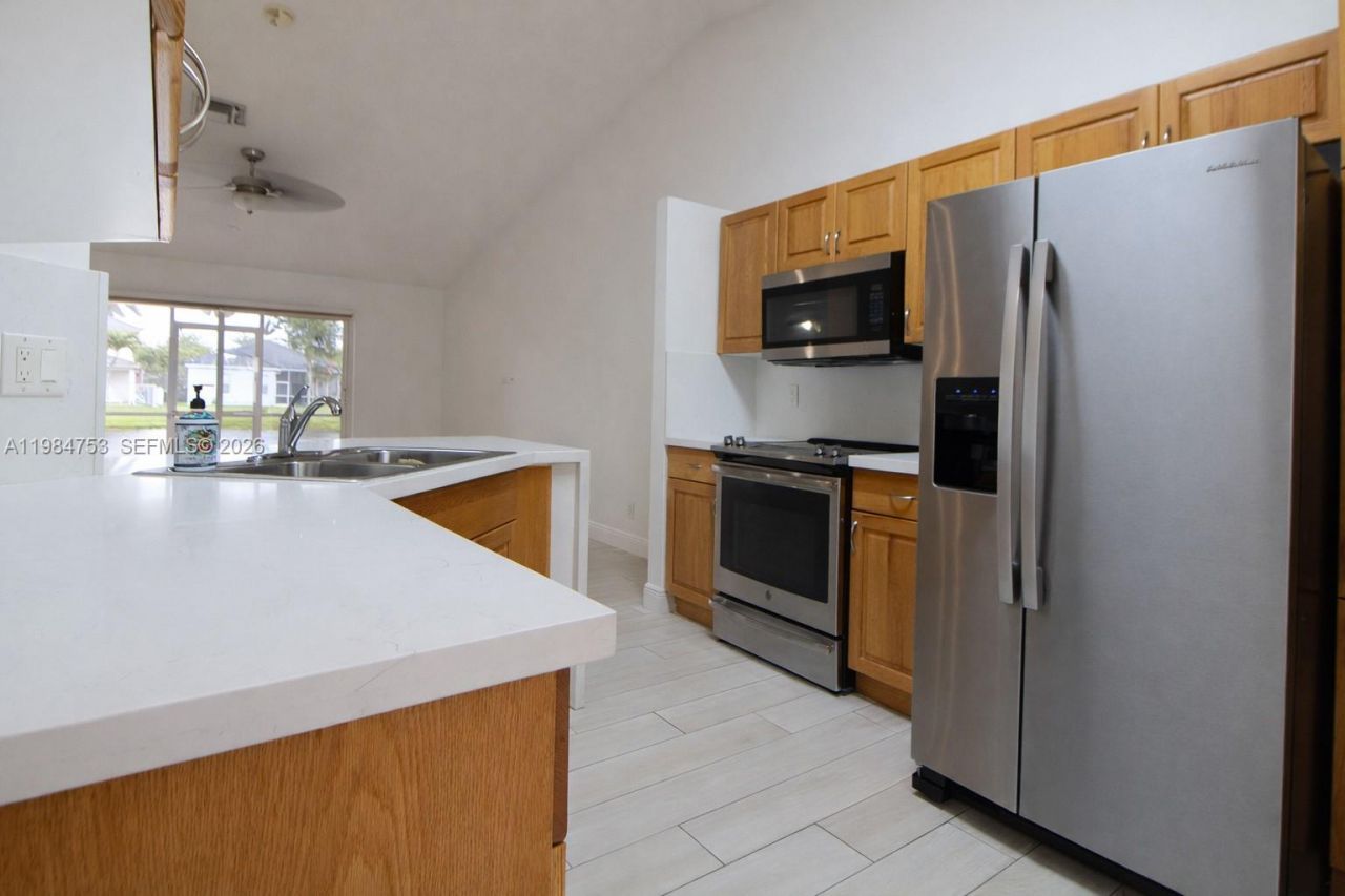 1918 Andromeda Ln, Unit 1918, Weston, FL 33327 Photo