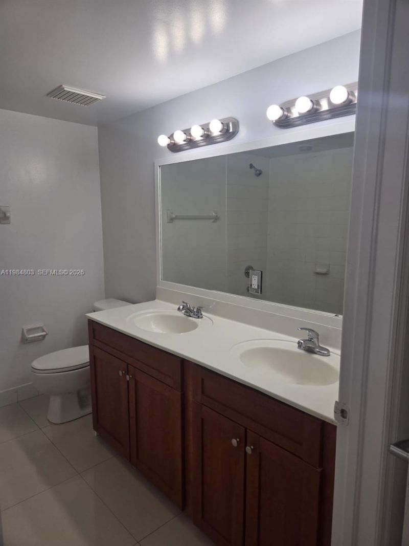 36 NW 6th Ave , Unit 408, Miami, FL 33128 Photo