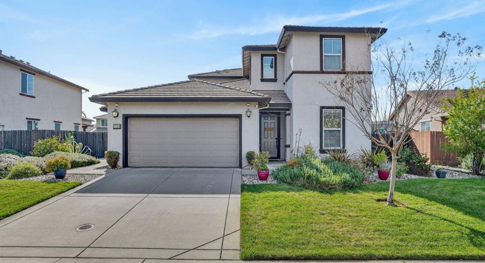 7434 Thorndale Way, Sacramento, CA 95829 Photo
