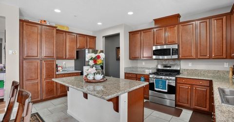 7434 Thorndale Way, Sacramento, CA 95829 Photo