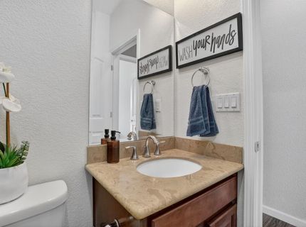 7434 Thorndale Way, Sacramento, CA 95829 Photo