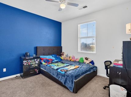 7434 Thorndale Way, Sacramento, CA 95829 Photo