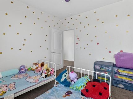 7434 Thorndale Way, Sacramento, CA 95829 Photo