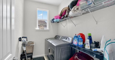 7434 Thorndale Way, Sacramento, CA 95829 Photo