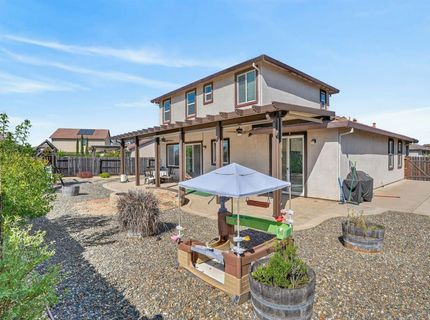 7434 Thorndale Way, Sacramento, CA 95829 Photo