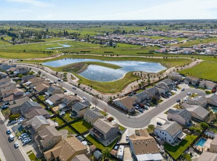 7434 Thorndale Way, Sacramento, CA 95829 Photo