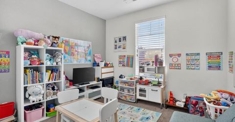 7434 Thorndale Way, Sacramento, CA 95829 Photo