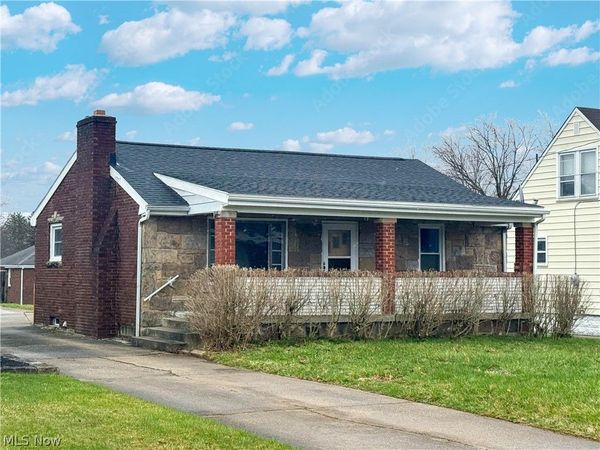 165 Piccadilly Street , Campbell, OH 44405