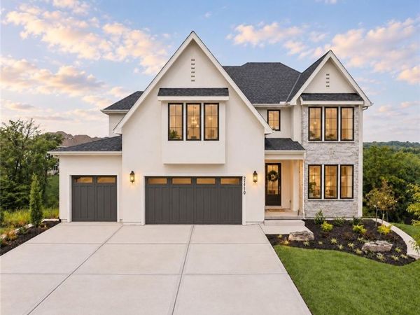 21710 W 80th Terrace, Shawnee, KS 66220