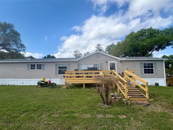 17504 EAGLE LANE , LUTZ, FL 33558