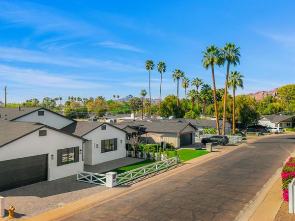 3002 N 53RD Place, Phoenix, AZ 85018