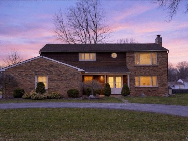 7853 Vernon Road S, Cicero, NY 13039