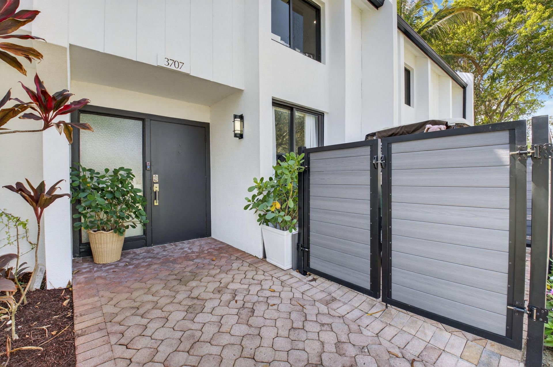 3707 Bridgewood Drive, Boca Raton, FL 33434 Photo