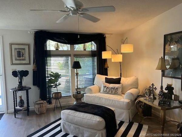 2555 PGA Boulevard, Unit 157, Palm Beach Gardens, FL 33410