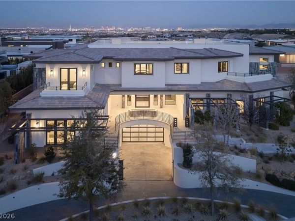 6 Bright Hollow Court , Las Vegas, NV 89135