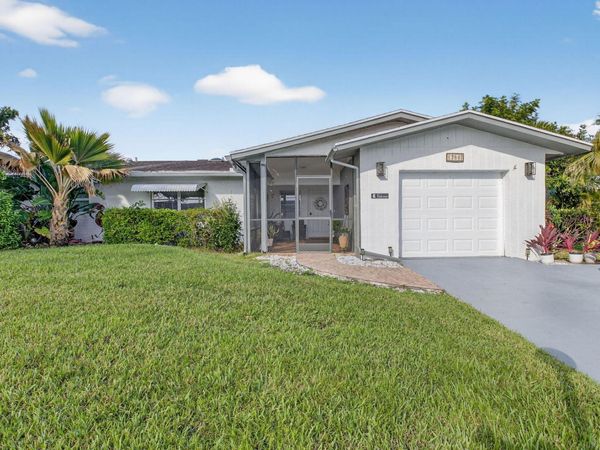 13647 Whippet Way W, Delray Beach, FL 33484