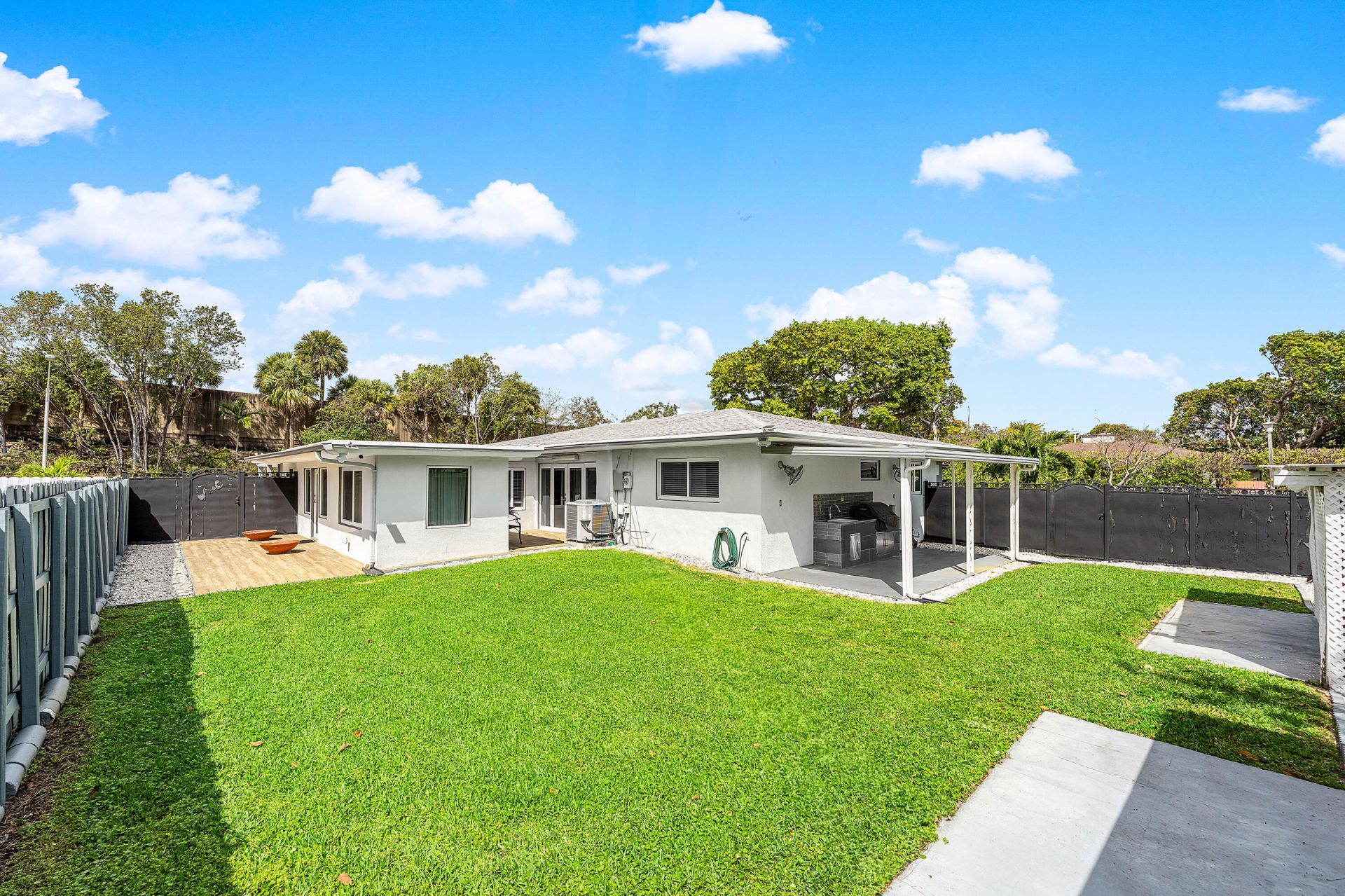 590 NW 126th Street, North Miami, FL 33168 Photo