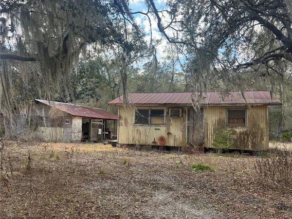 14048 SE 200TH COURT , UMATILLA, FL 32784