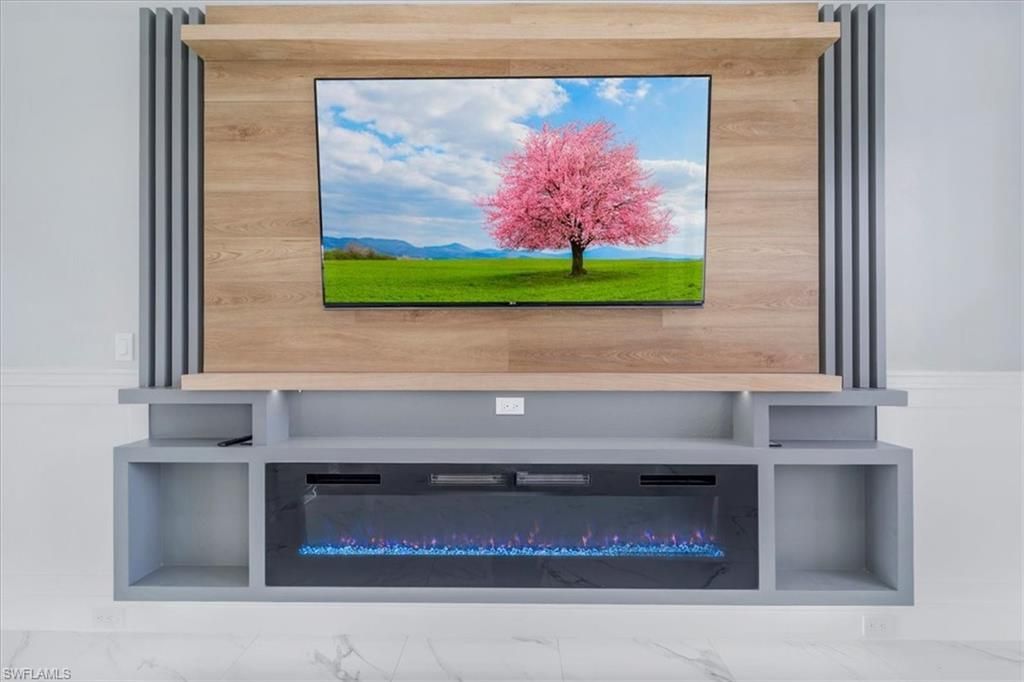 344 Parkman Ave , Lehigh Acres, FL 33974 Photo