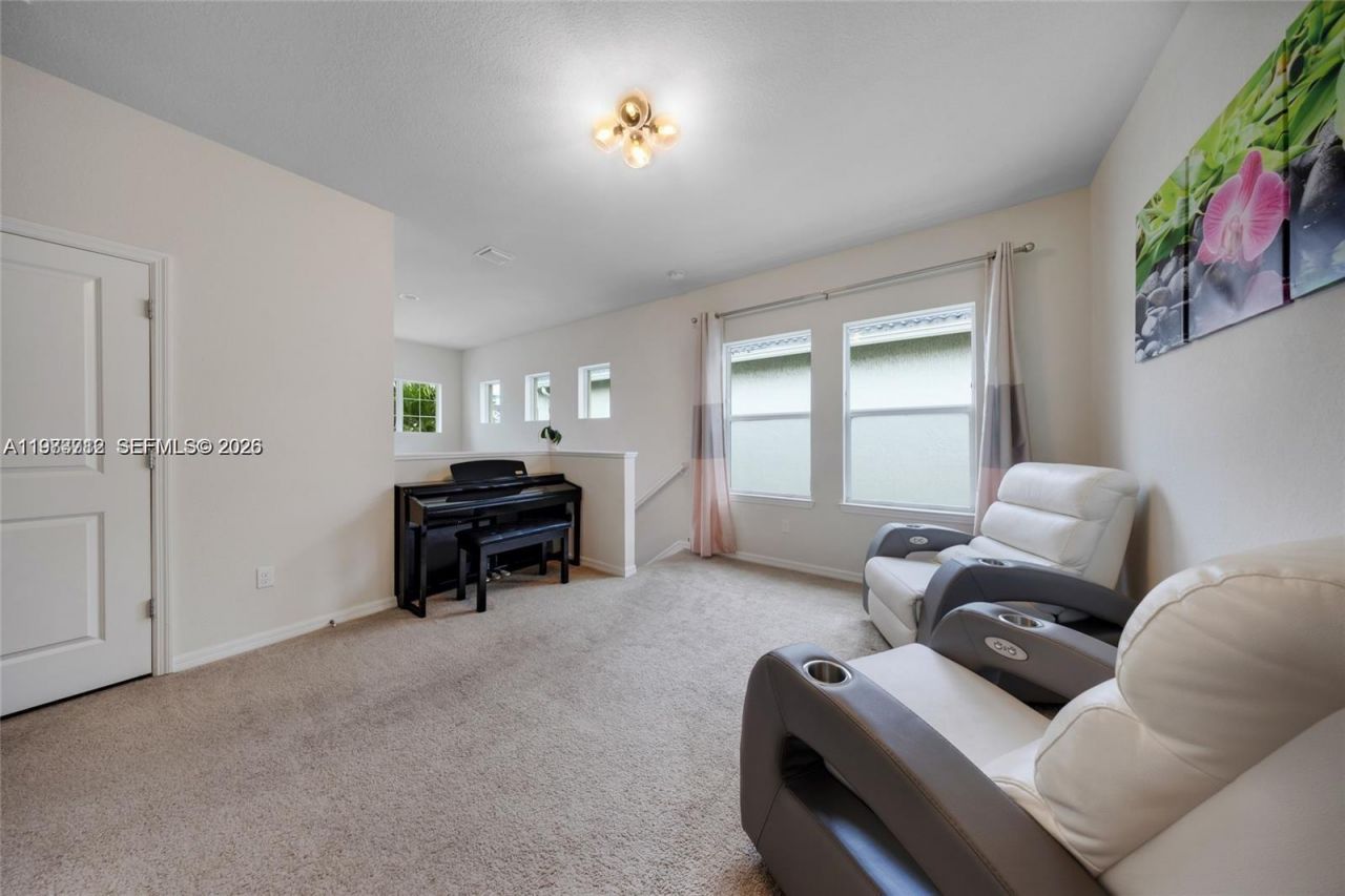 932 Banyan Dr , Hollywood, FL 33021 Photo