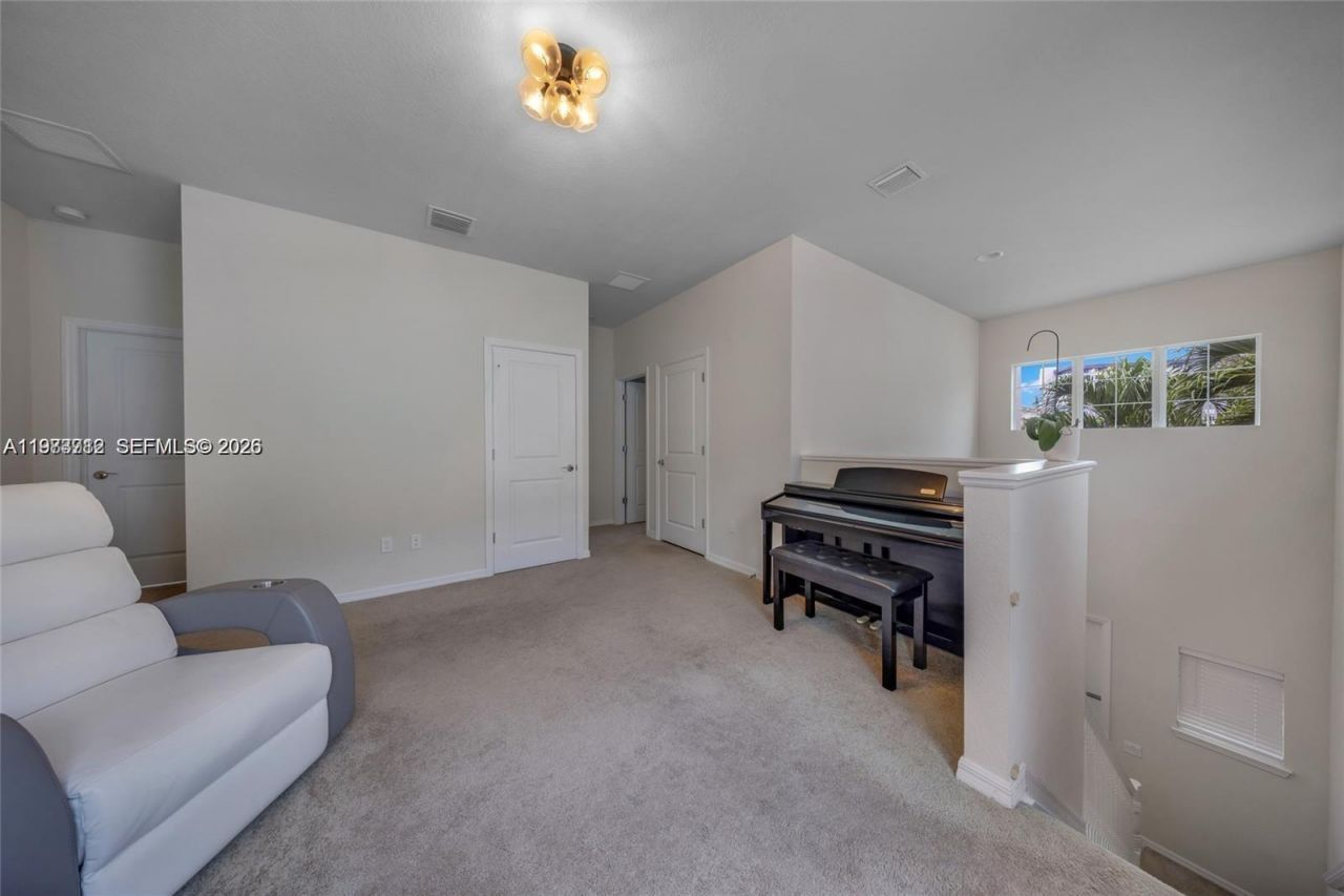 932 Banyan Dr , Hollywood, FL 33021 Photo