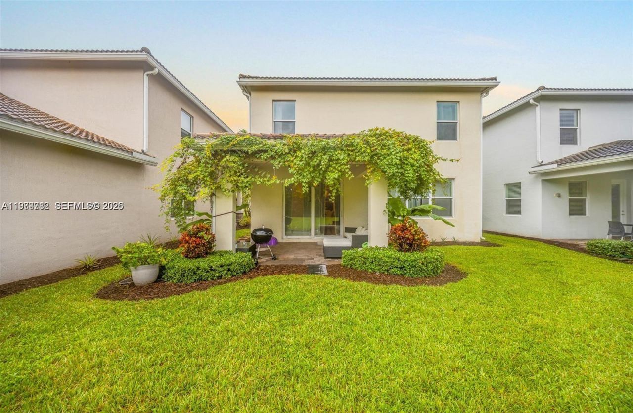 932 Banyan Dr , Hollywood, FL 33021 Photo