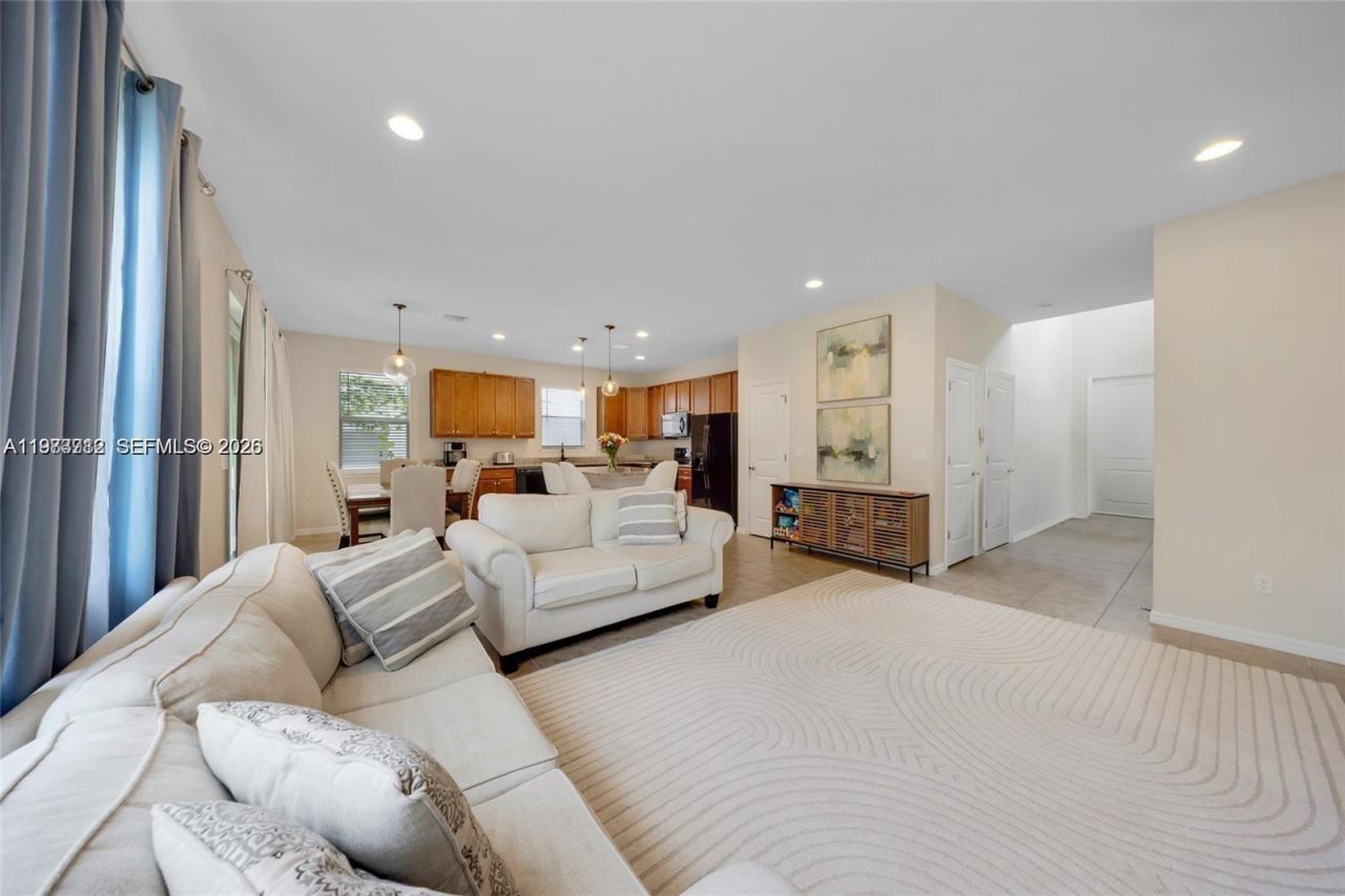 932 Banyan Dr , Hollywood, FL 33021 Photo