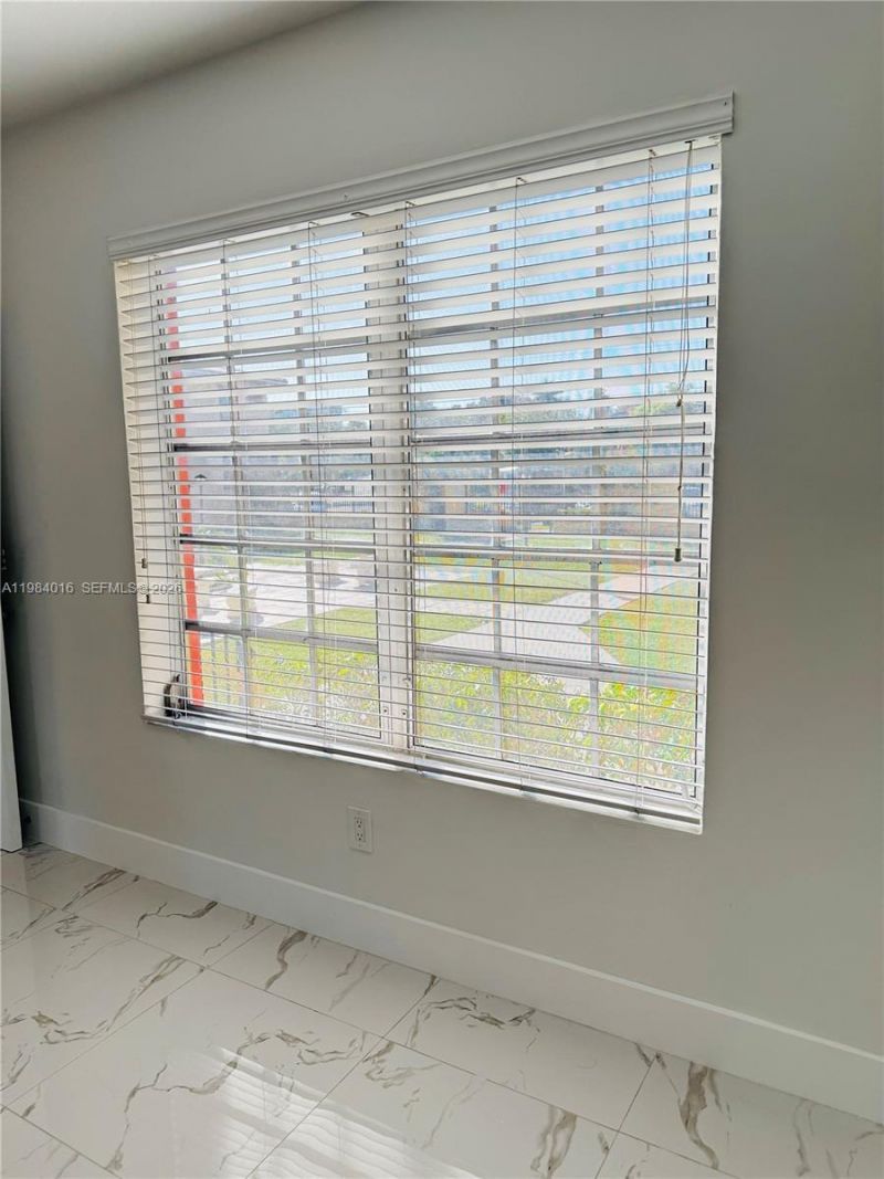 617 SW 11th St , Unit 14E, Miami, FL 33129 Photo