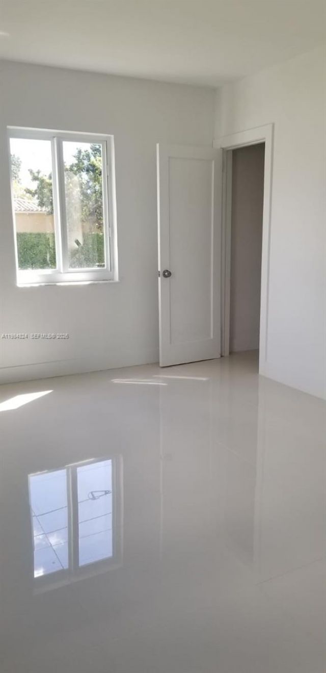 6300 SW 21st St, Unit 1, Miami, FL 33155 Photo