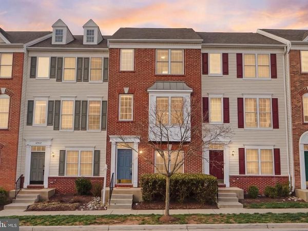 42834 MCCOMAS TERRACE, CHANTILLY, VA 20152