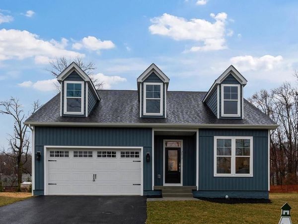 2032 WILLIAM AVENUE, ESSEX, MD 21221