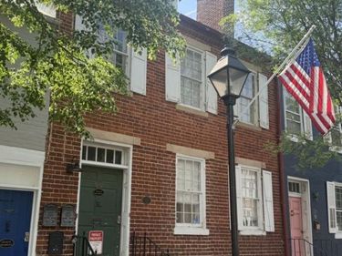 512 CAROLINE STREET, FREDERICKSBURG, VA 22401