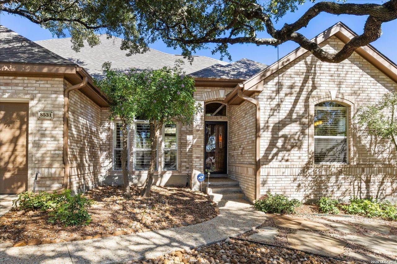 8531 Fairway Trace, Fair Oaks Ranch, TX 78015 Main Photo