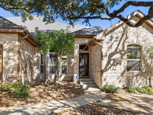 8531 Fairway Trace, Fair Oaks Ranch, TX 78015