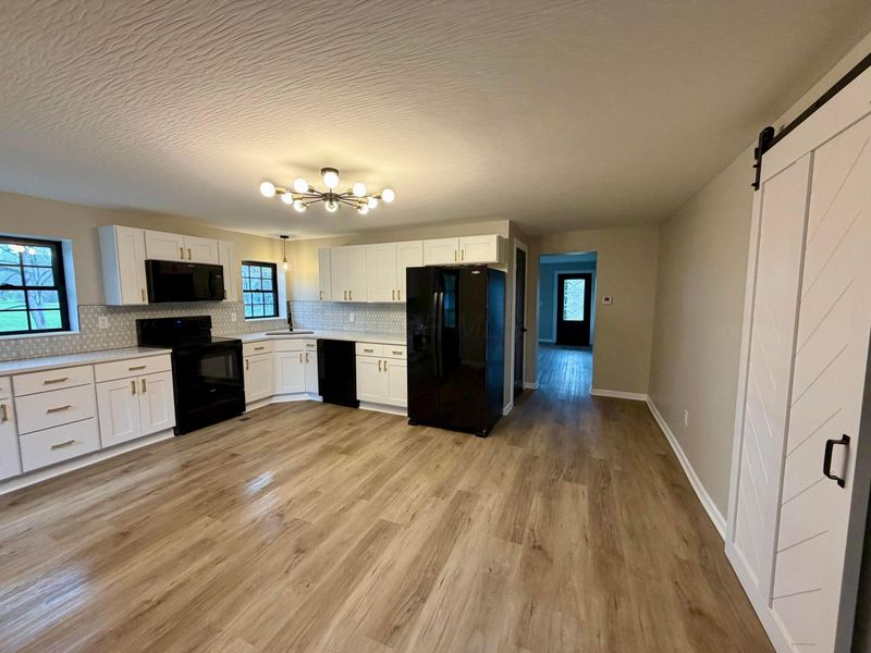 139 W High Street, Glenford, OH 43739 Photo 10