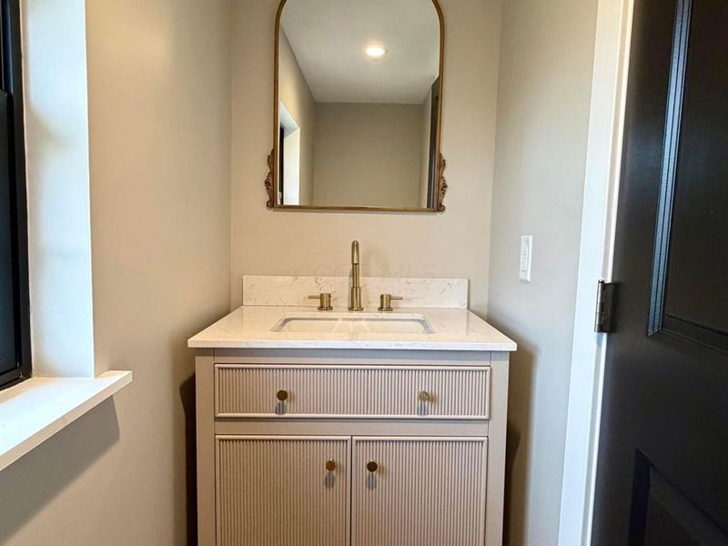 139 W High Street, Glenford, OH 43739 Photo 12