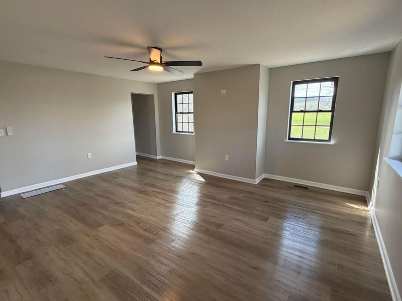 139 W High Street, Glenford, OH 43739 Photo 15