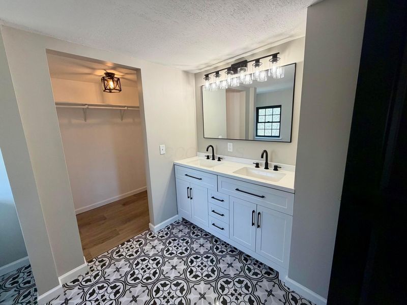 139 W High Street, Glenford, OH 43739 Photo 19