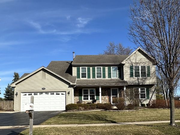 1799 Deerhaven Drive, Crystal Lake, IL 60014