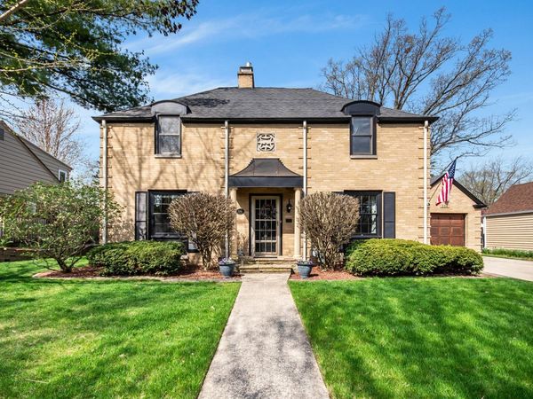 336 Hamilton Avenue , Elgin, IL 60123