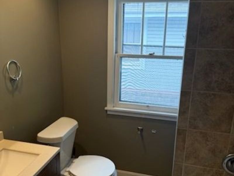 49 W Salome Avenue, Akron, OH 44310 Photo 13