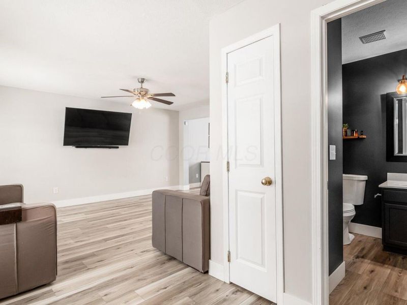 156 Glen Crossing Drive, Etna, OH 43062 Photo 3